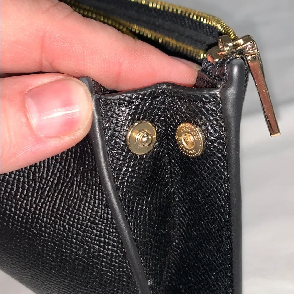 Coach Black Leather‎ Wristlet with Gold Details - 5100